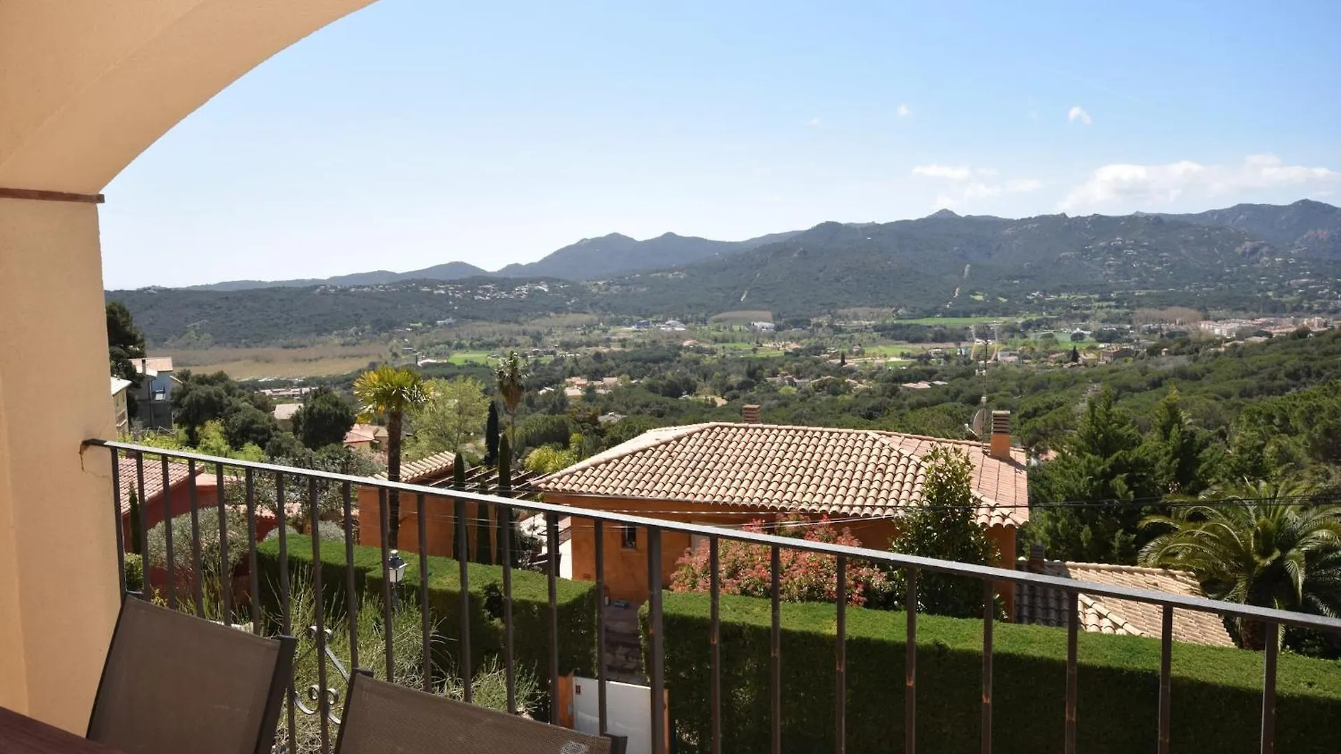 Belvilla By Oyo Casa El Limonero Santa Cristina d'Aro 0*,  İspanya